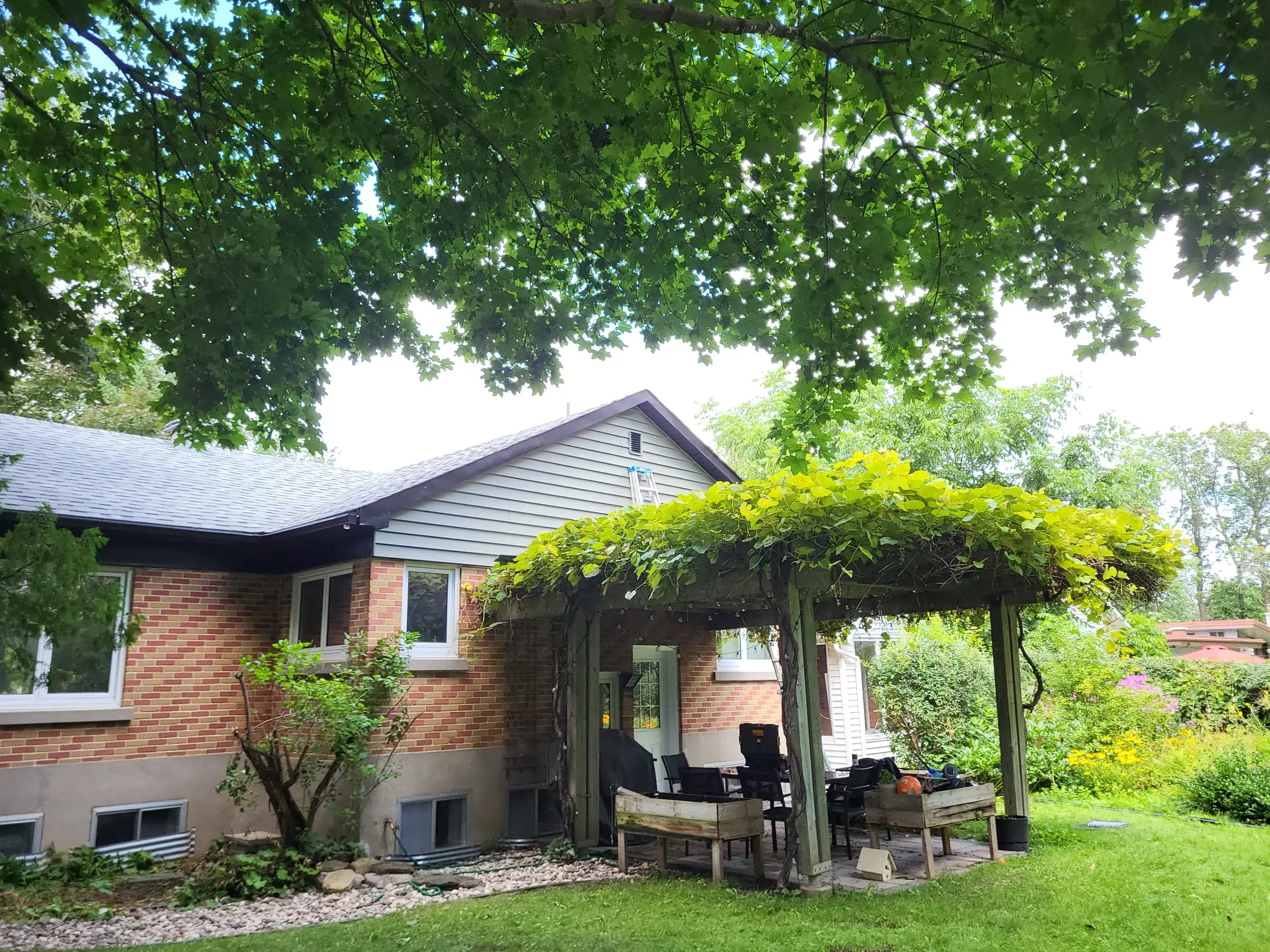 exterior fascia work picture 2